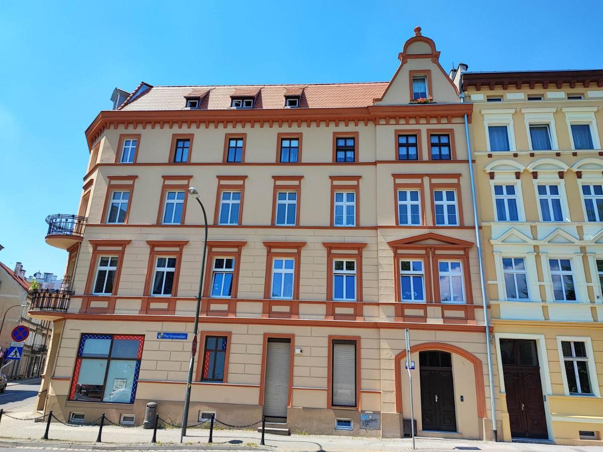 Centrum Grand Apartament Swidnica  Exterior photo